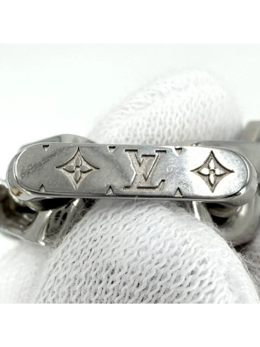 Louis Vuitton Big Necklace Chain Monogram Silver